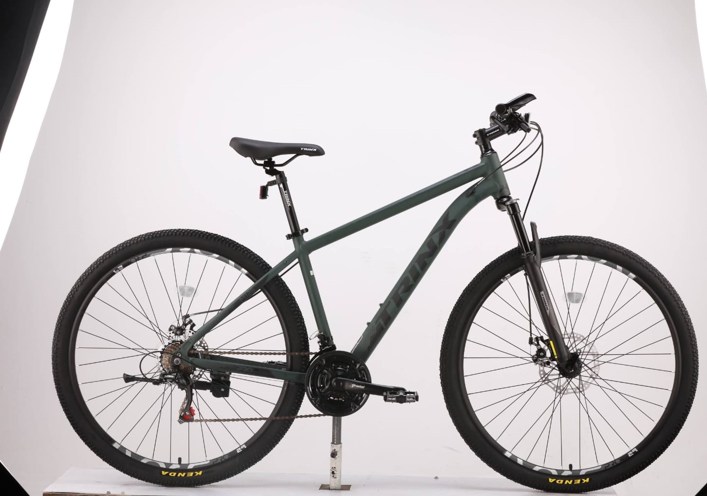 Trinx mountain bike